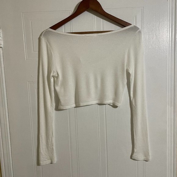 Timing White Long Sleeve Crop Top - Picture 2 of 5